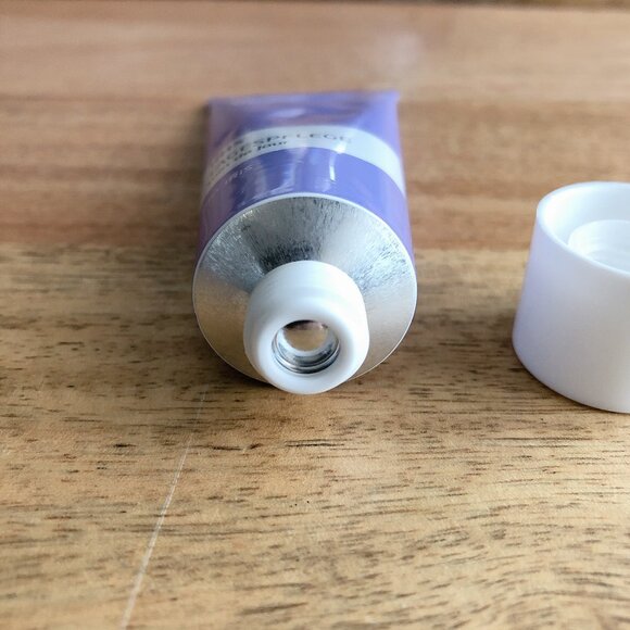 Weleda Iris Hydrating Day Cream 30ml moisturizer - Picture 4 of 9